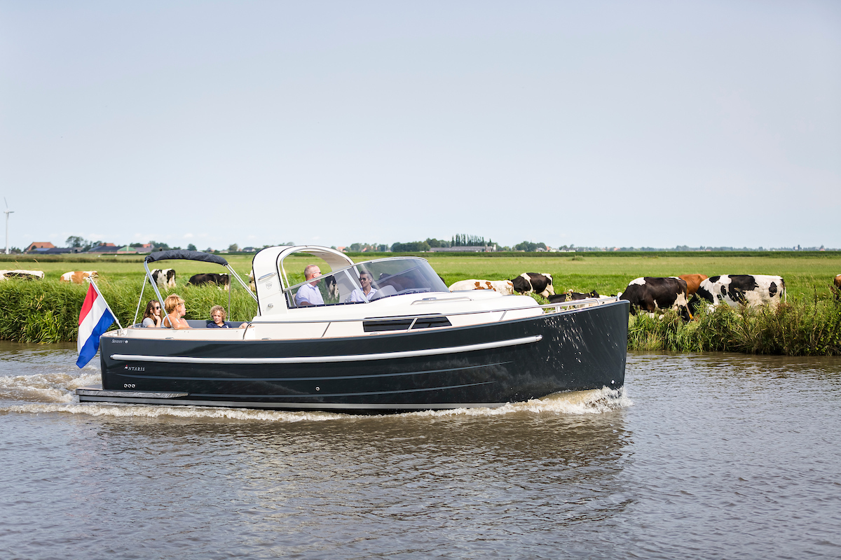 Antaris Seventy7 Cabin
