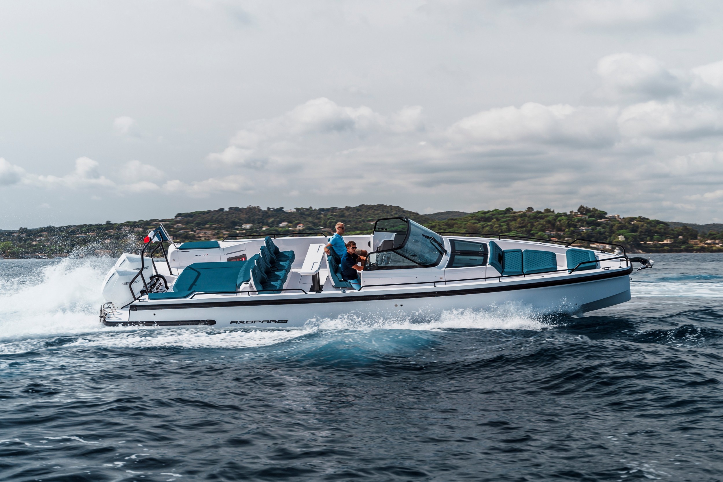 Axopar 37 Spyder