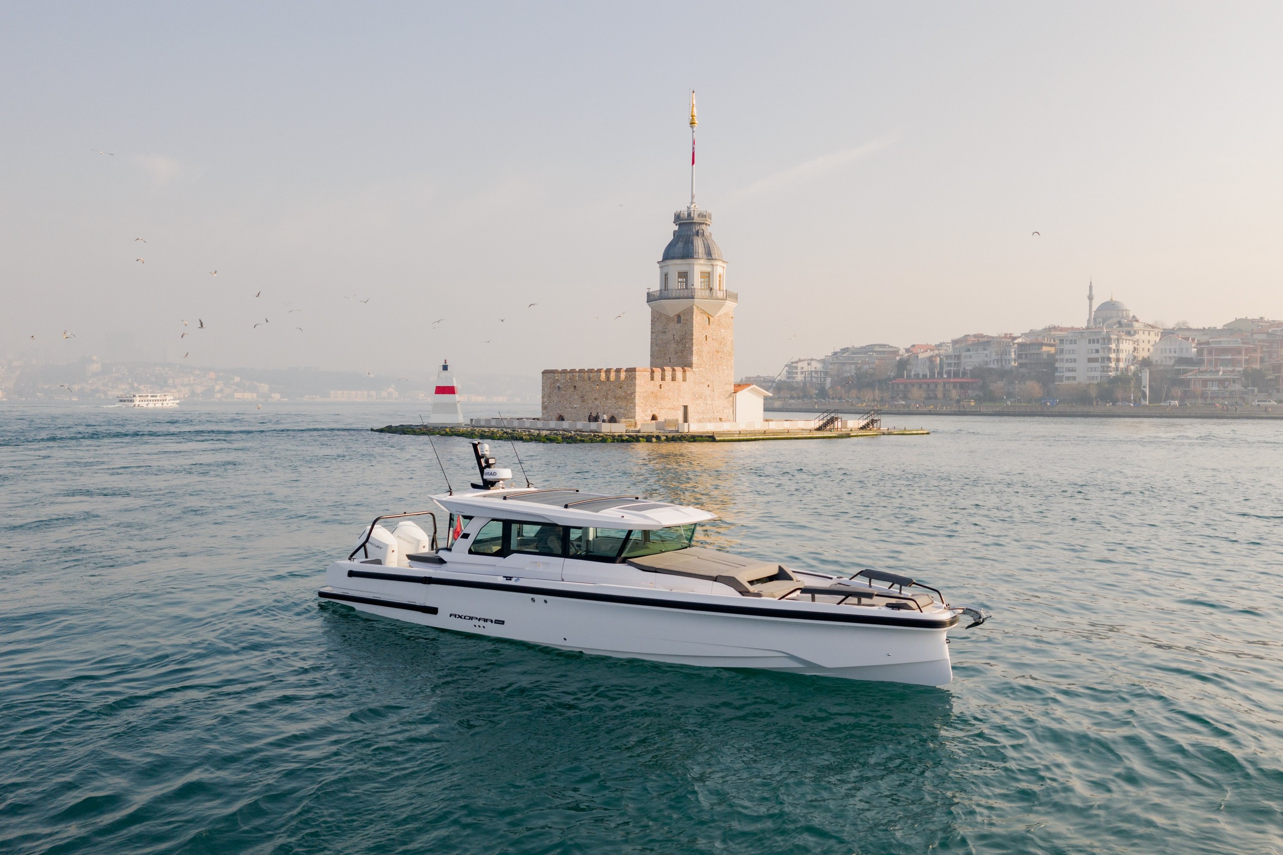 Axopar 38 XC Cross Cabin