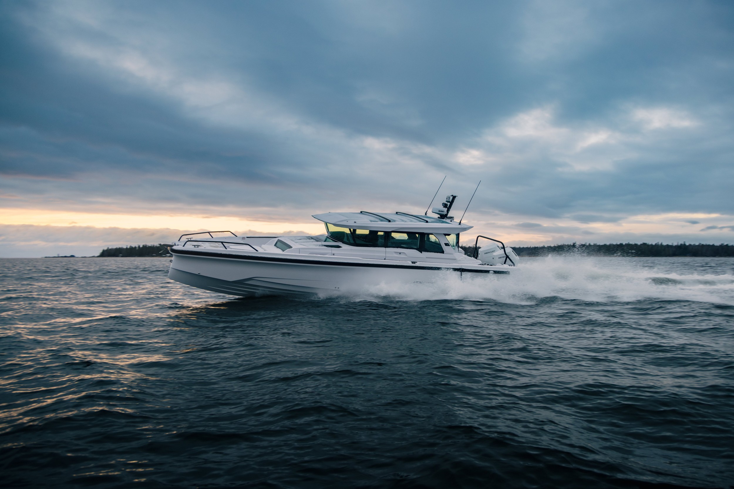 Axopar 38 XC Cross Cabin