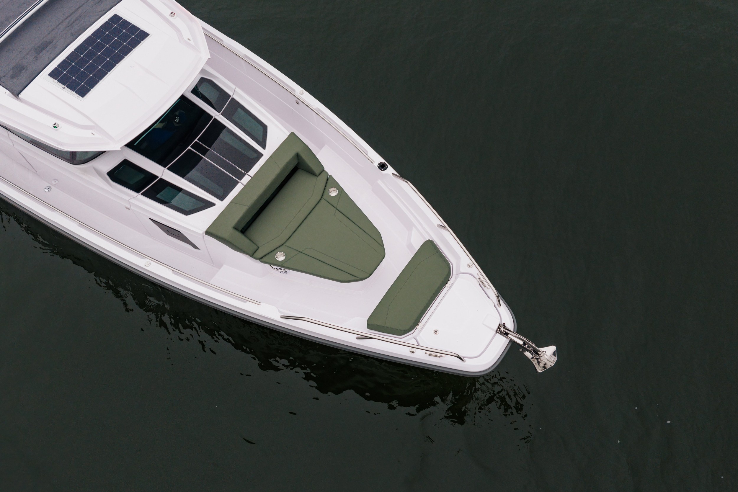 Axopar 38 XC Cross Cabin