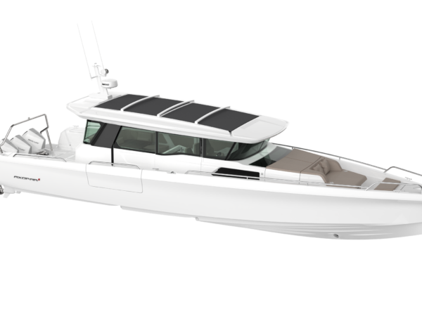 Axopar 45 XC Cross Cabin, witte motorboot met zonnedak