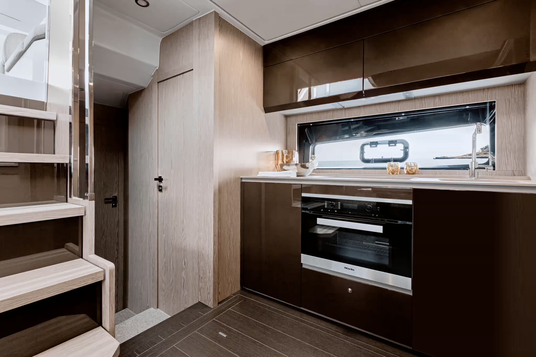 Azimut Atlantis 51, keuken