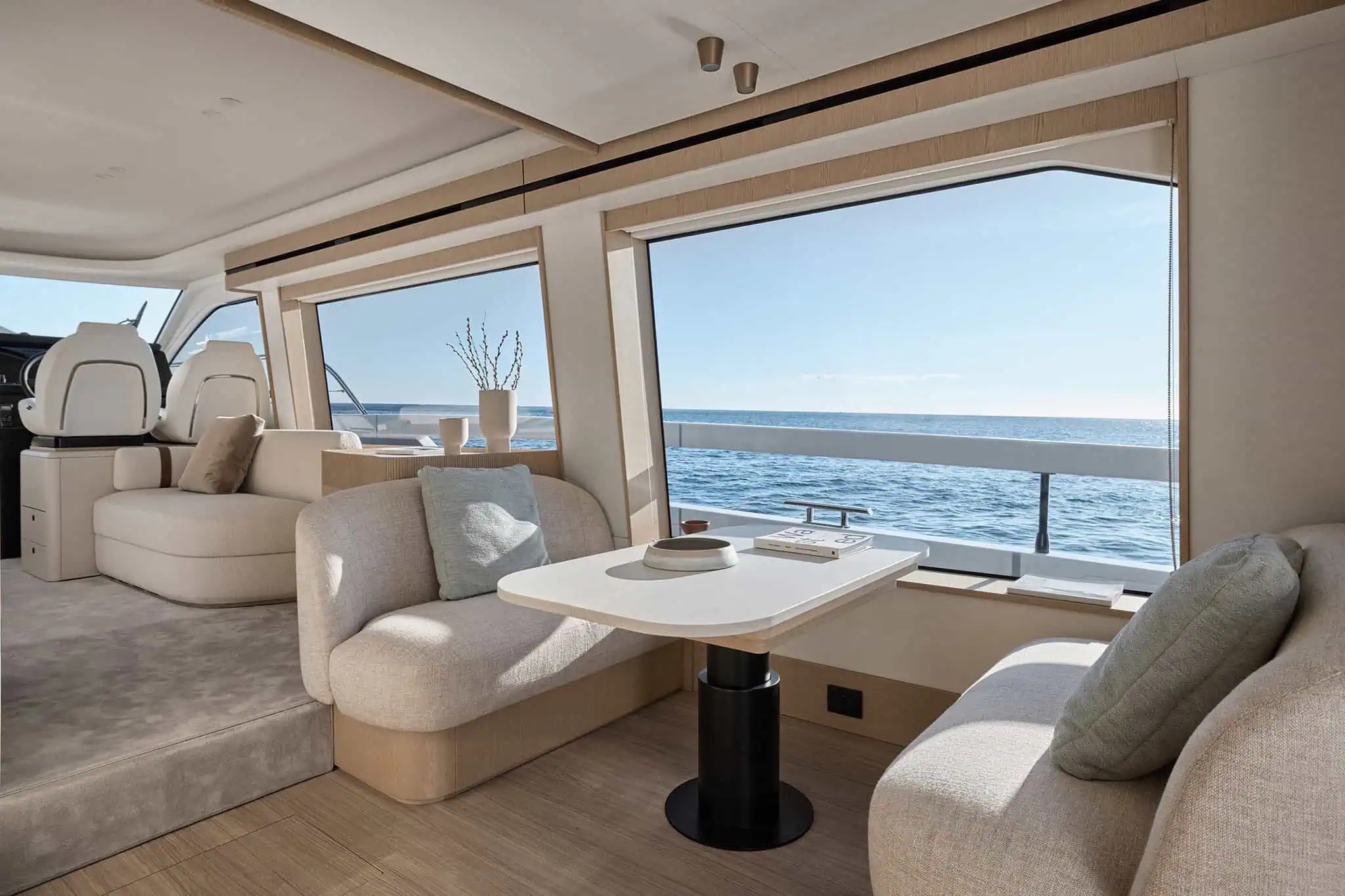 Azimut Fly 62, salon