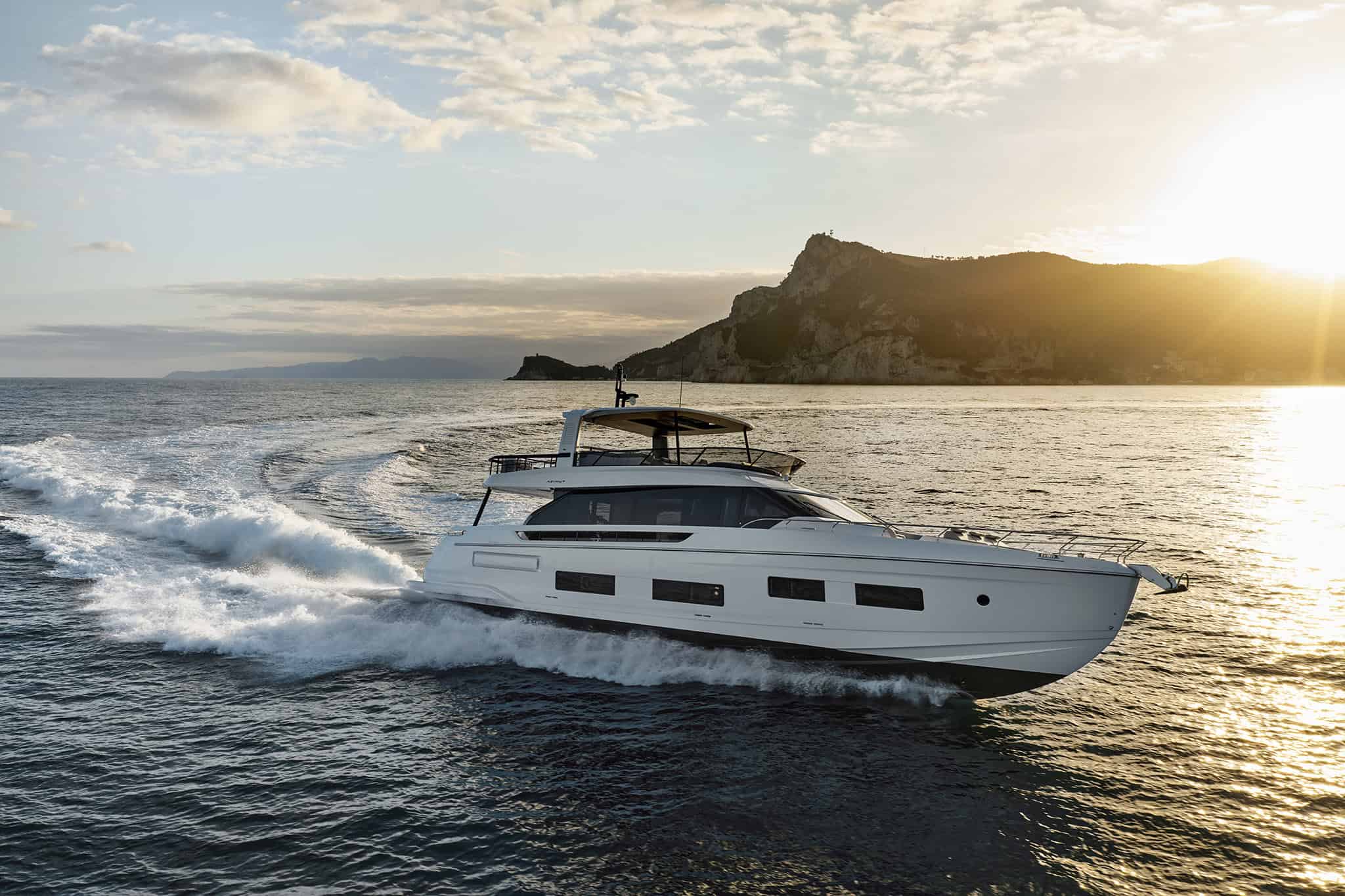 Azimut Fly 82, boot varend