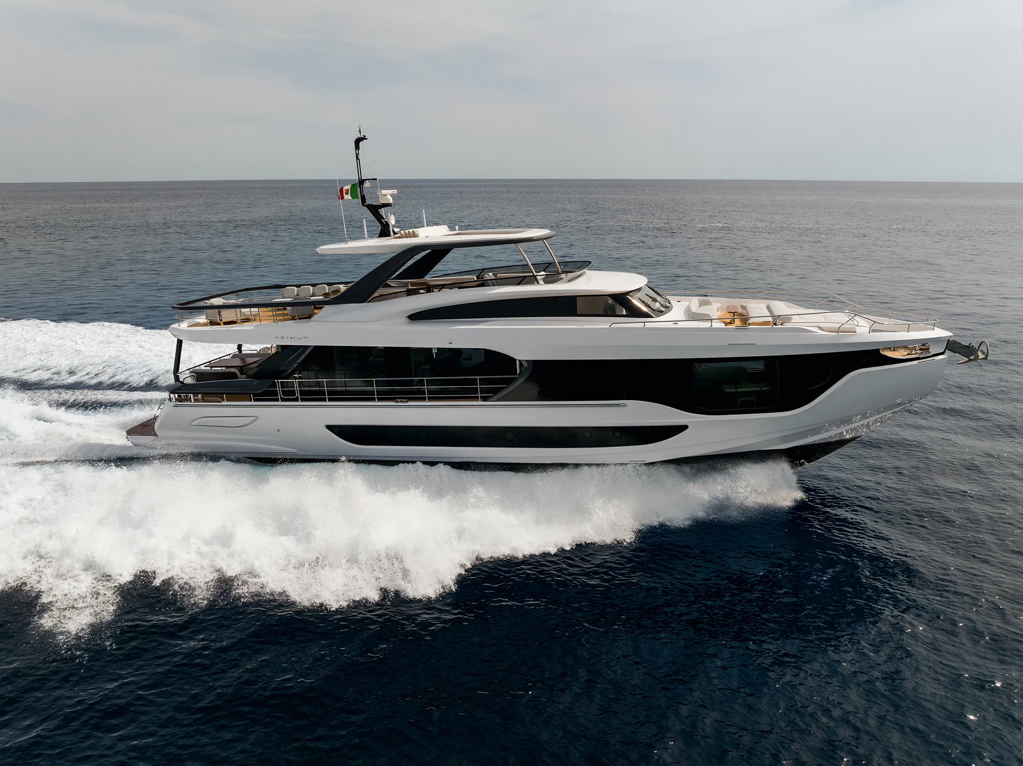 Azimut Grande 26M, boot varend