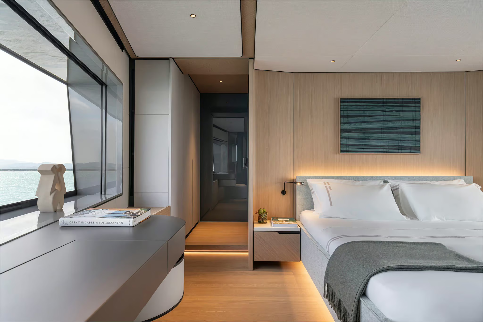 Azimut Grande 30M, hoofdhut