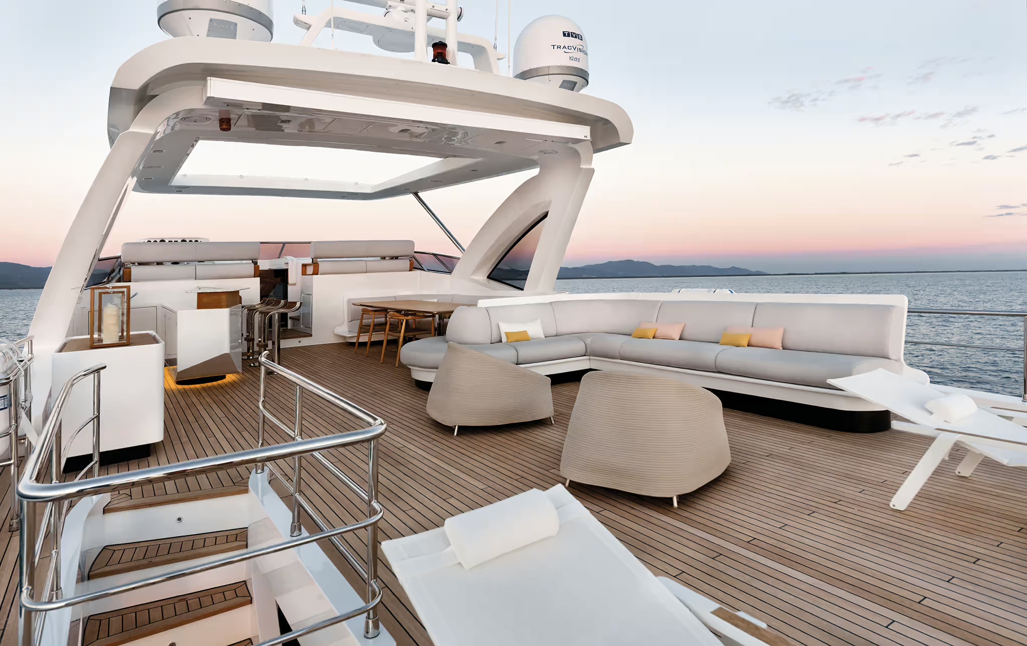 Azimut Grande 32M, flybridge