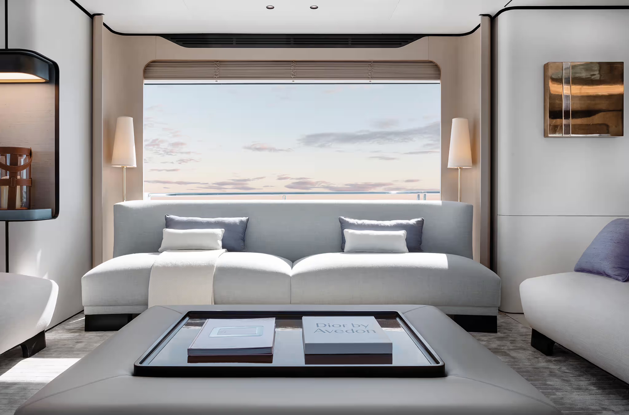 Azimut Grande 32M, salon