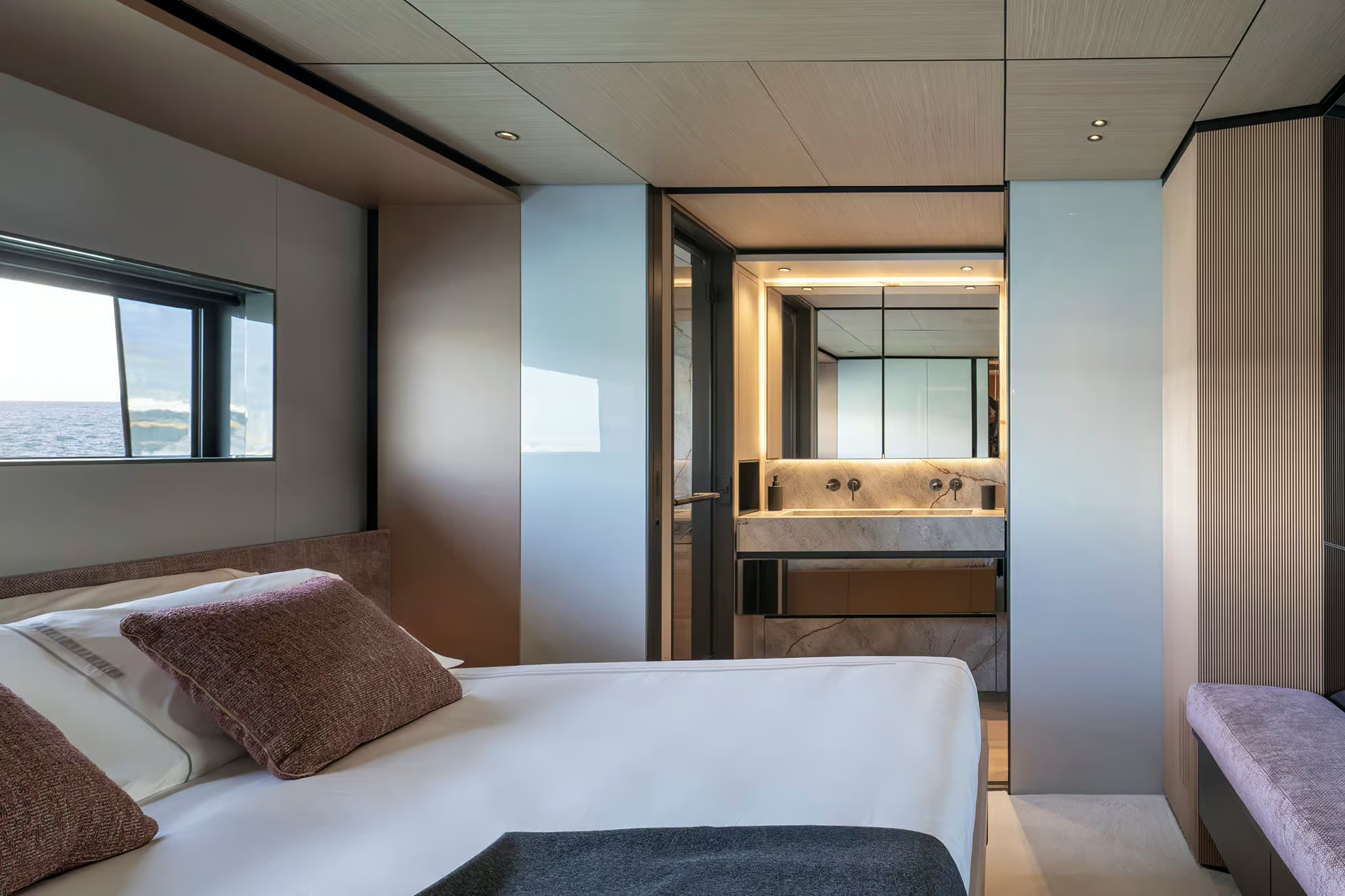Azimut Grande 36M, vip hut