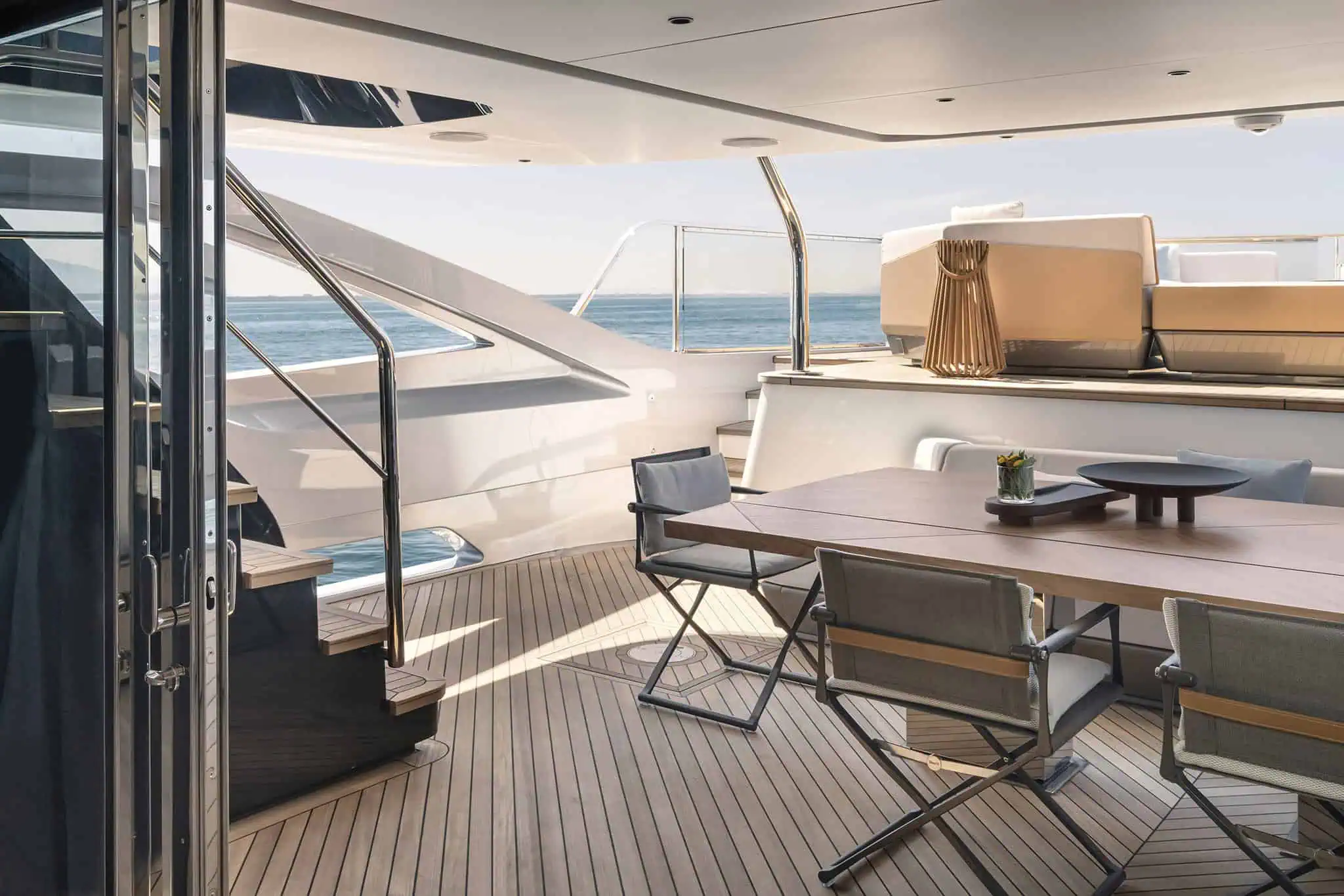 Azimut Grande Trideck, terras