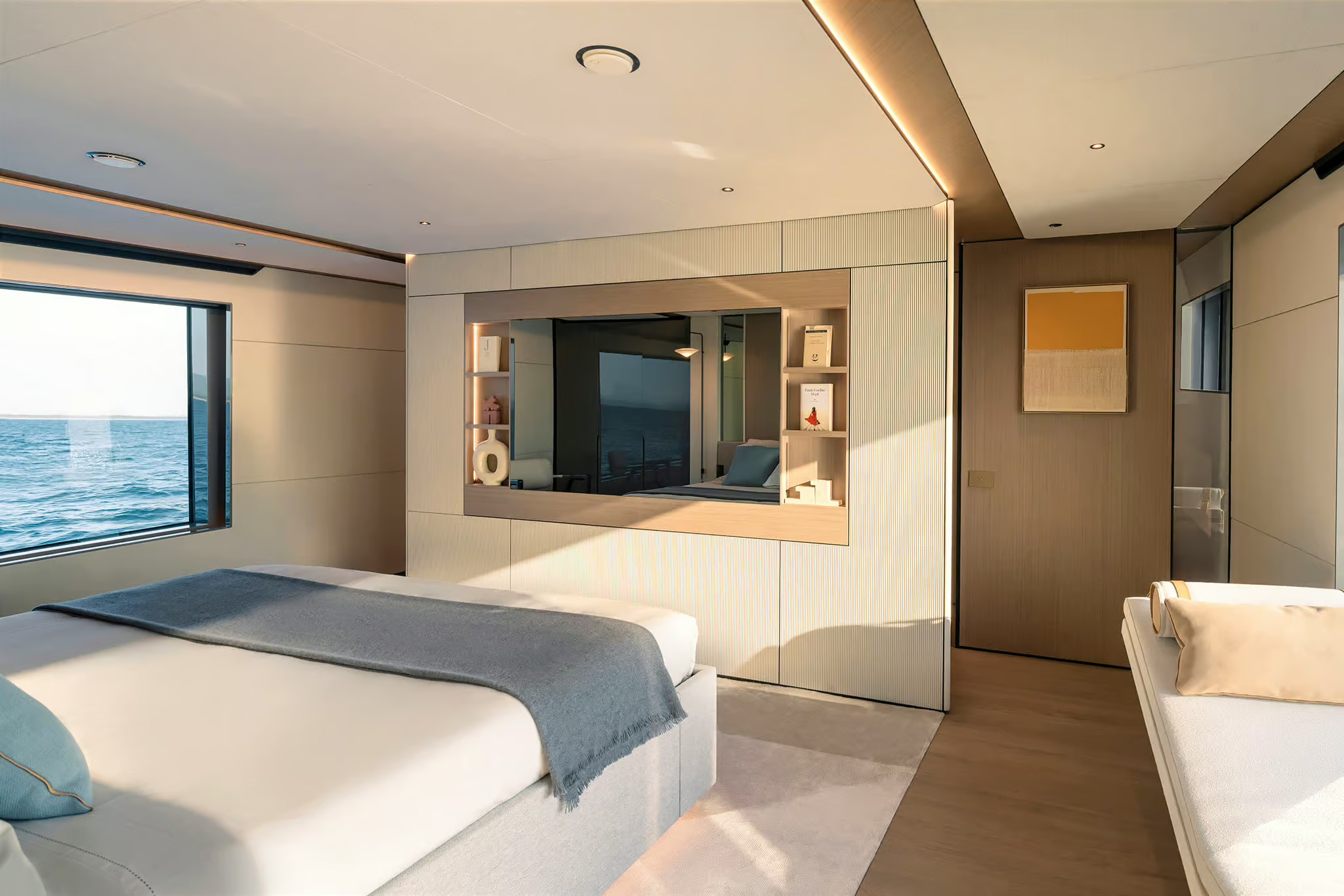 Azimut Grande Trideck, hoofdhut