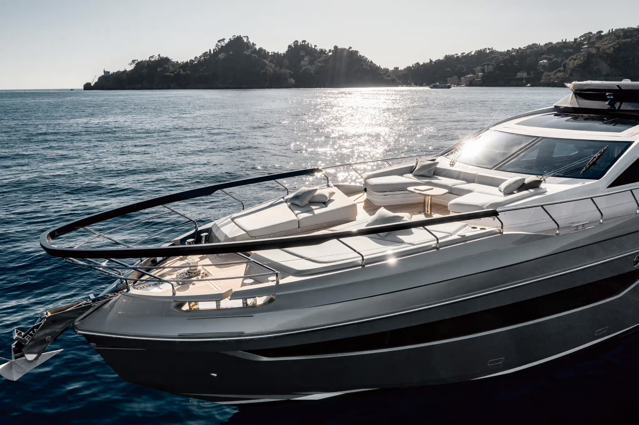 Azimut S8, lounge