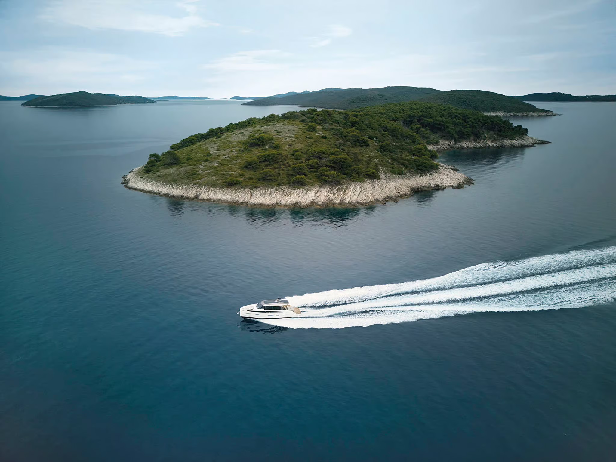 Azimut Seadeck 6, boot varend