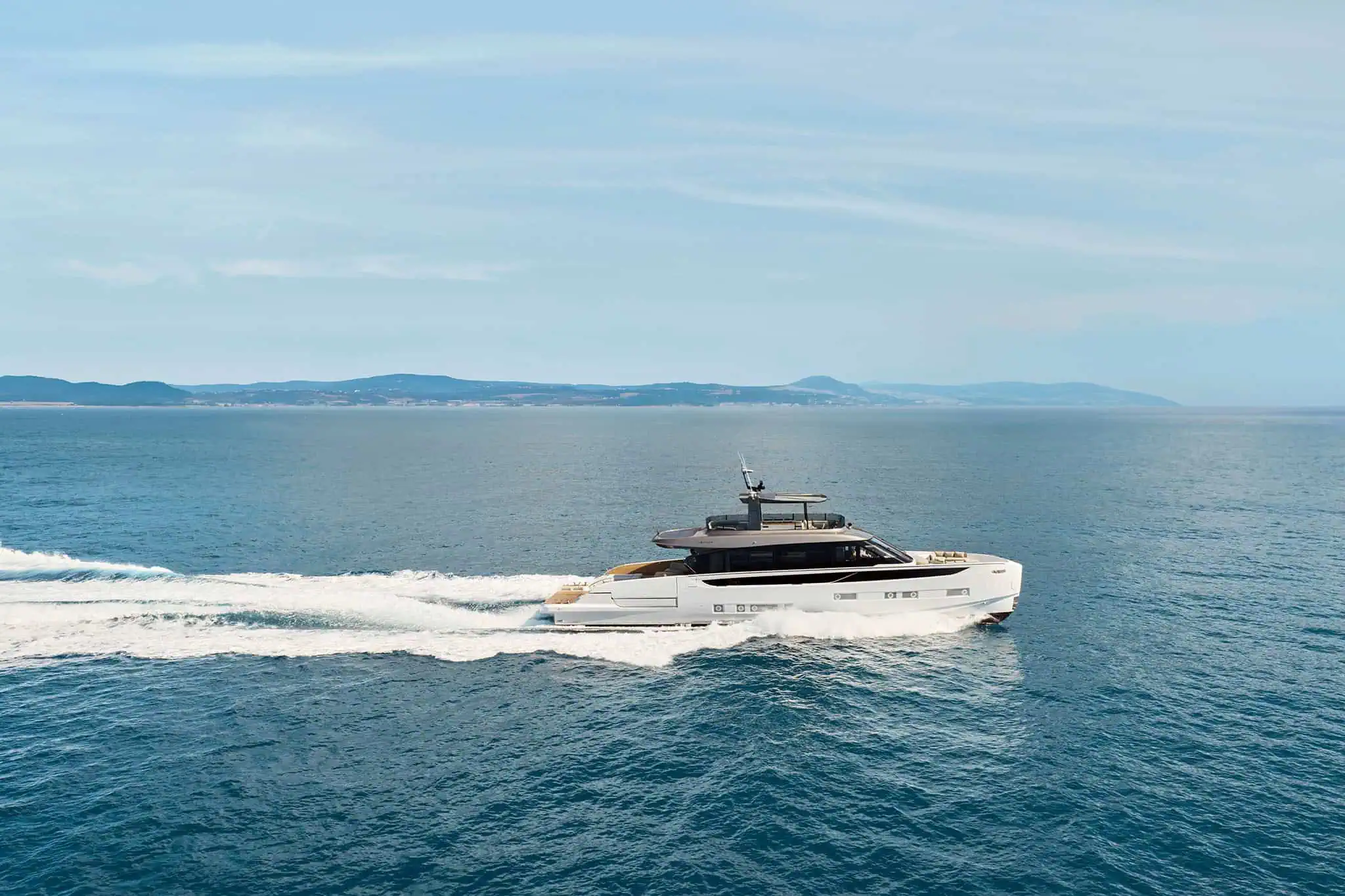 Azimut Seadeck 9, boot varend