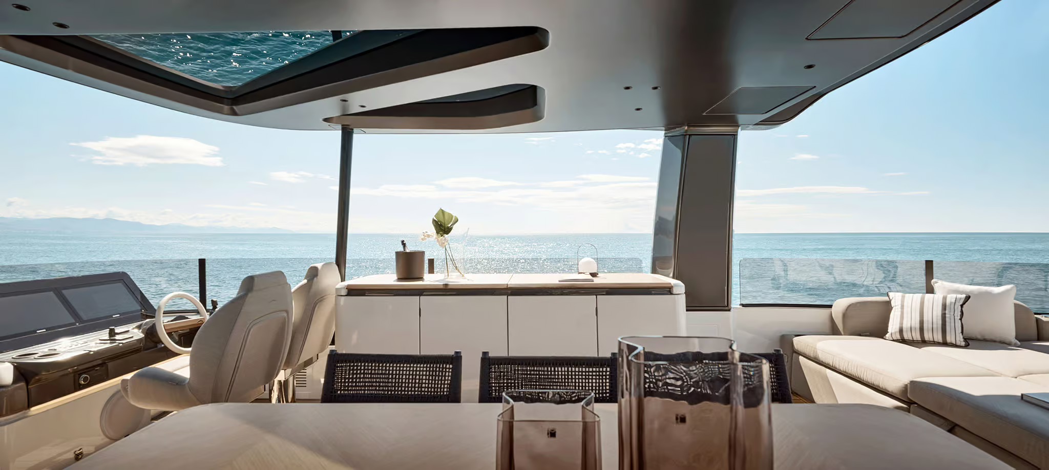 Azimut Seadeck 9, flybridge