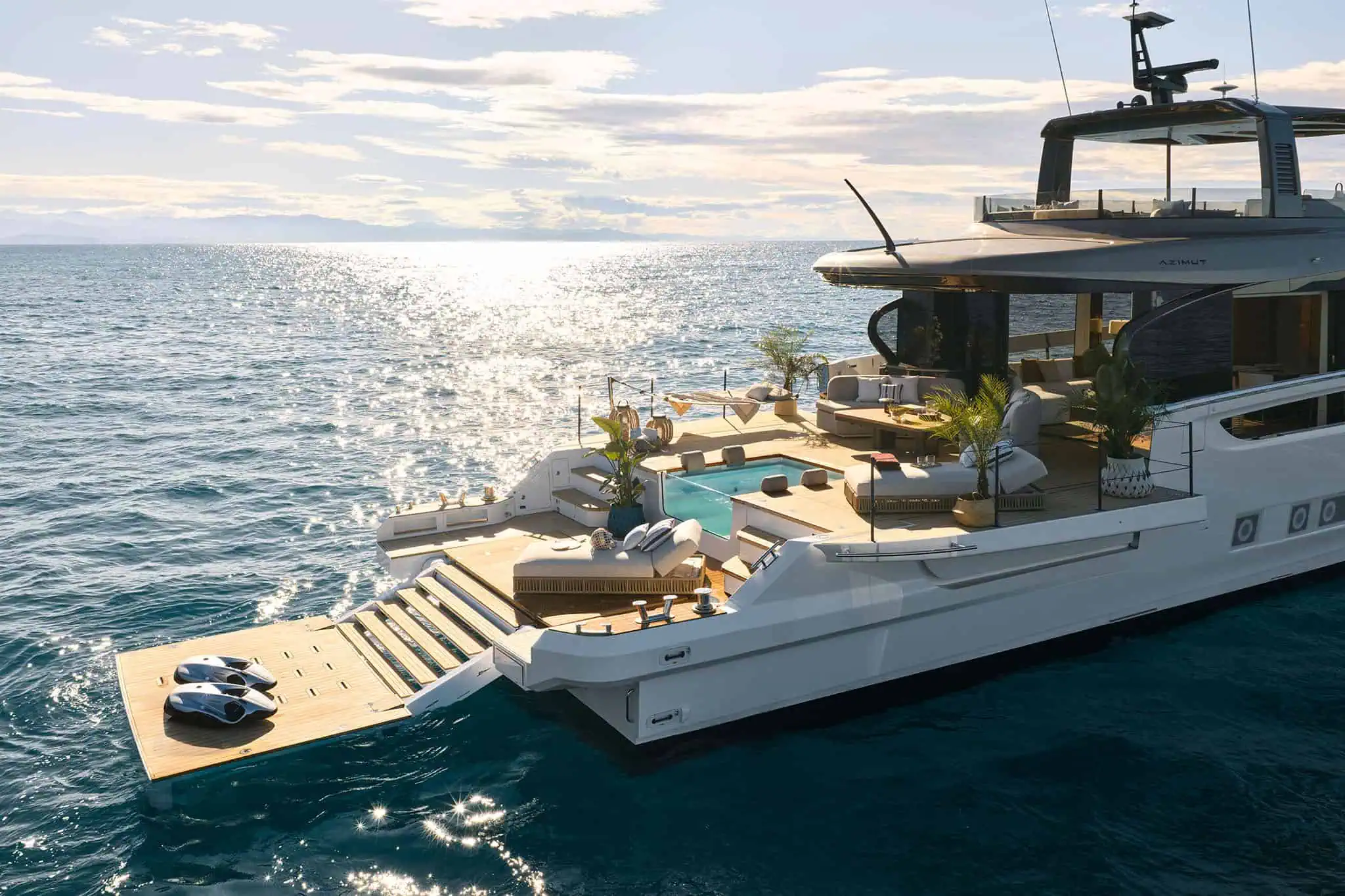Azimut Seadeck 9, fun island