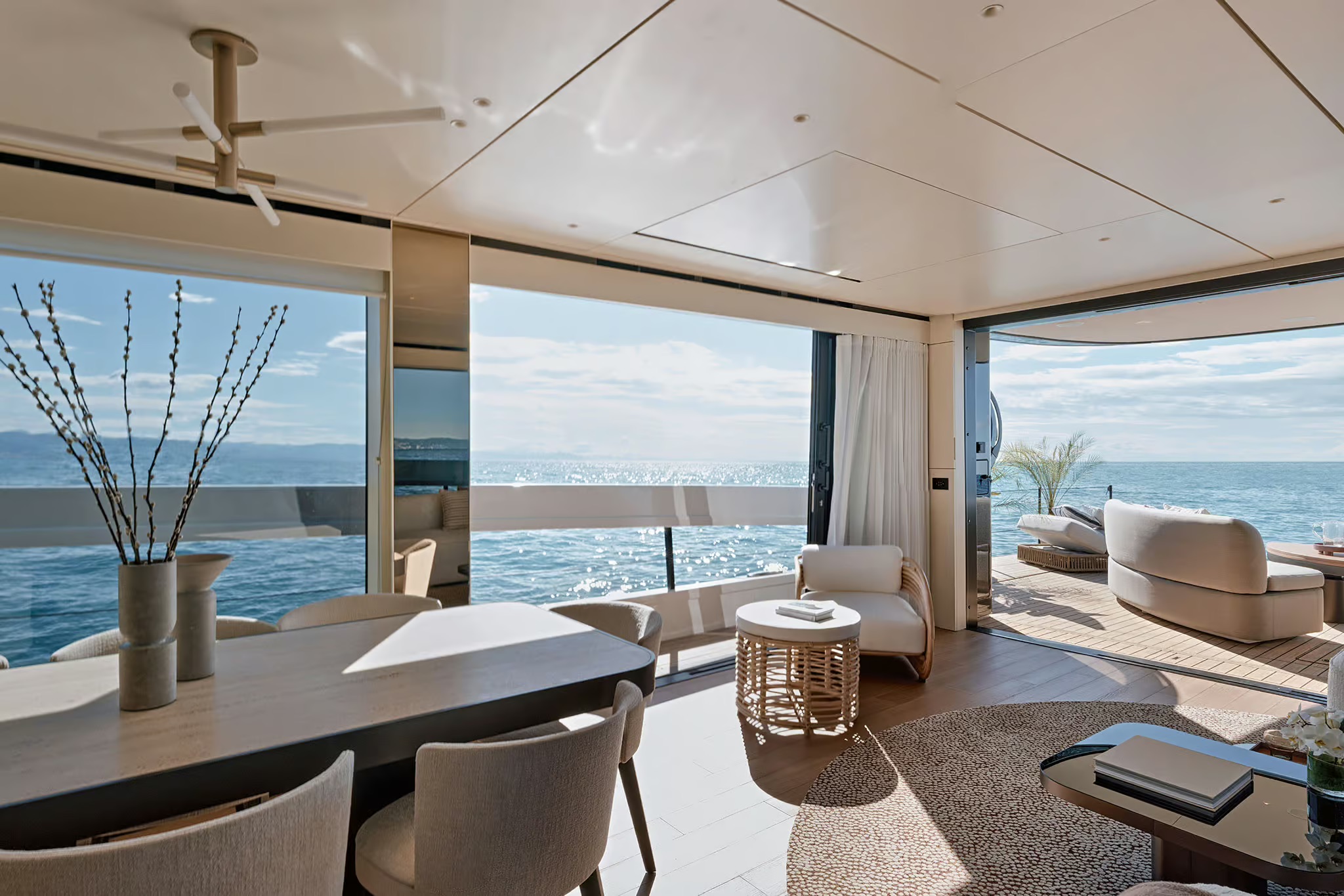 Azimut Seadeck 9, salon