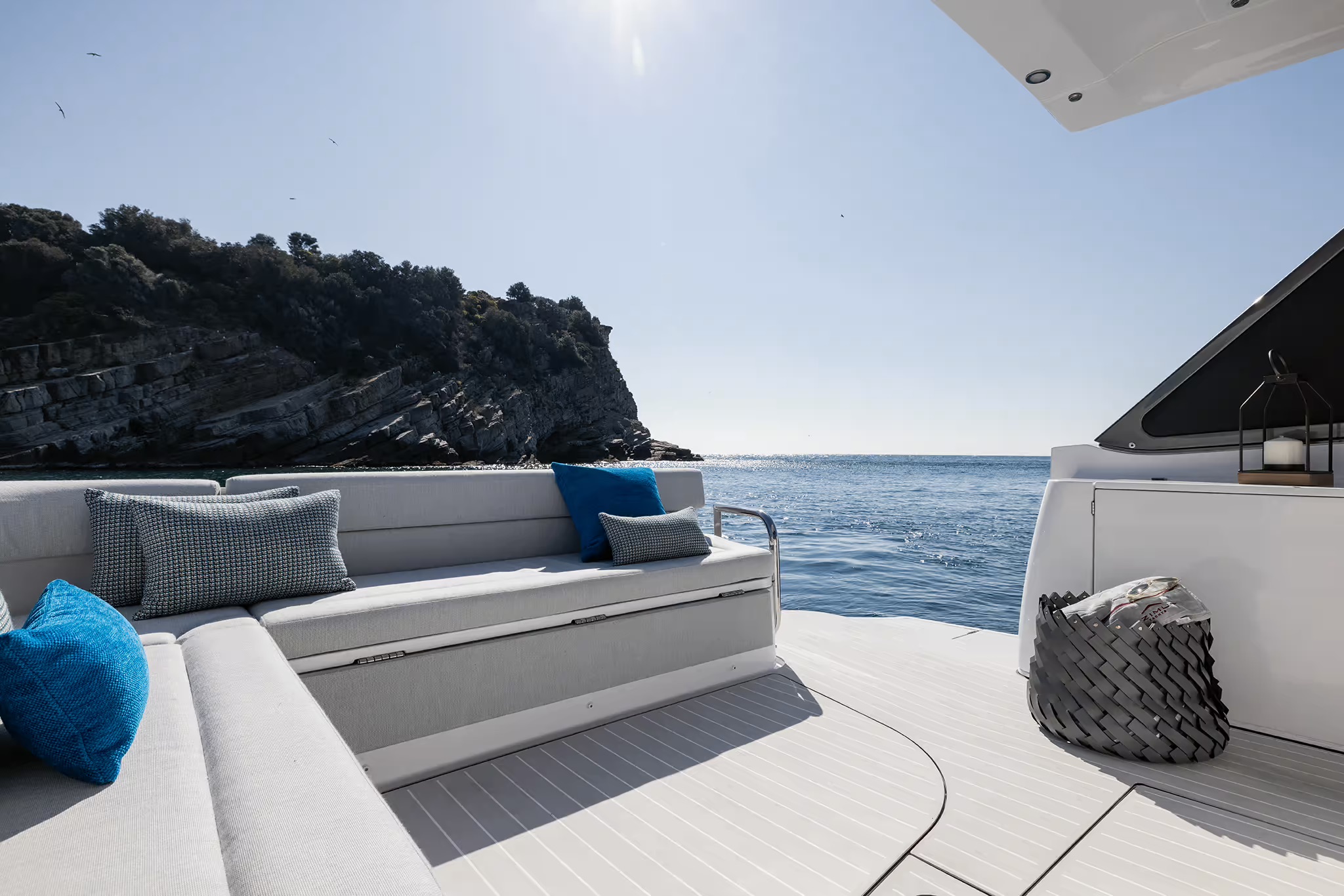 Azimut Verve 42, cockpit