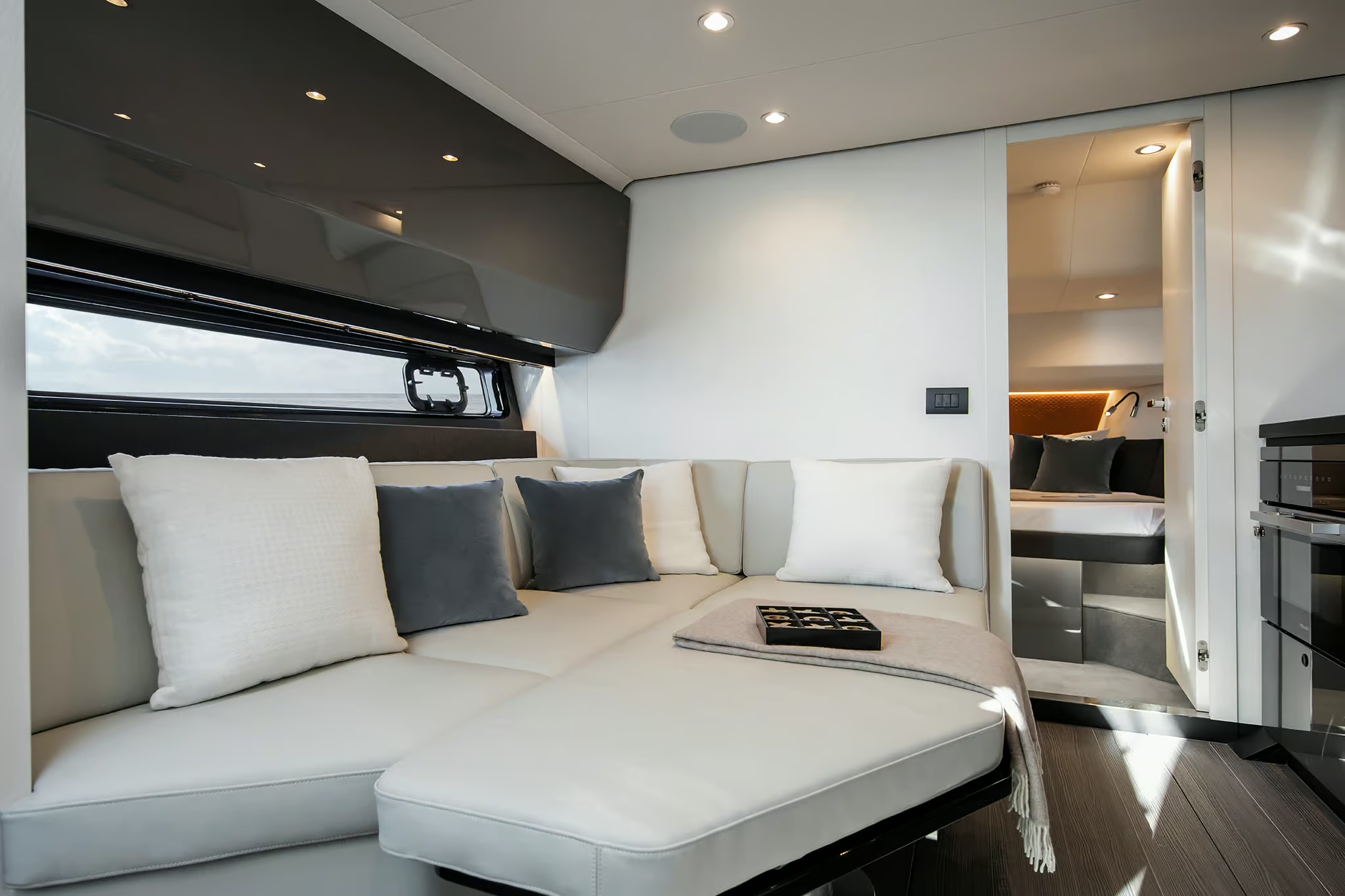 Azimut Verve 48, interieur boot