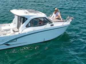 Beneteau Antares 7