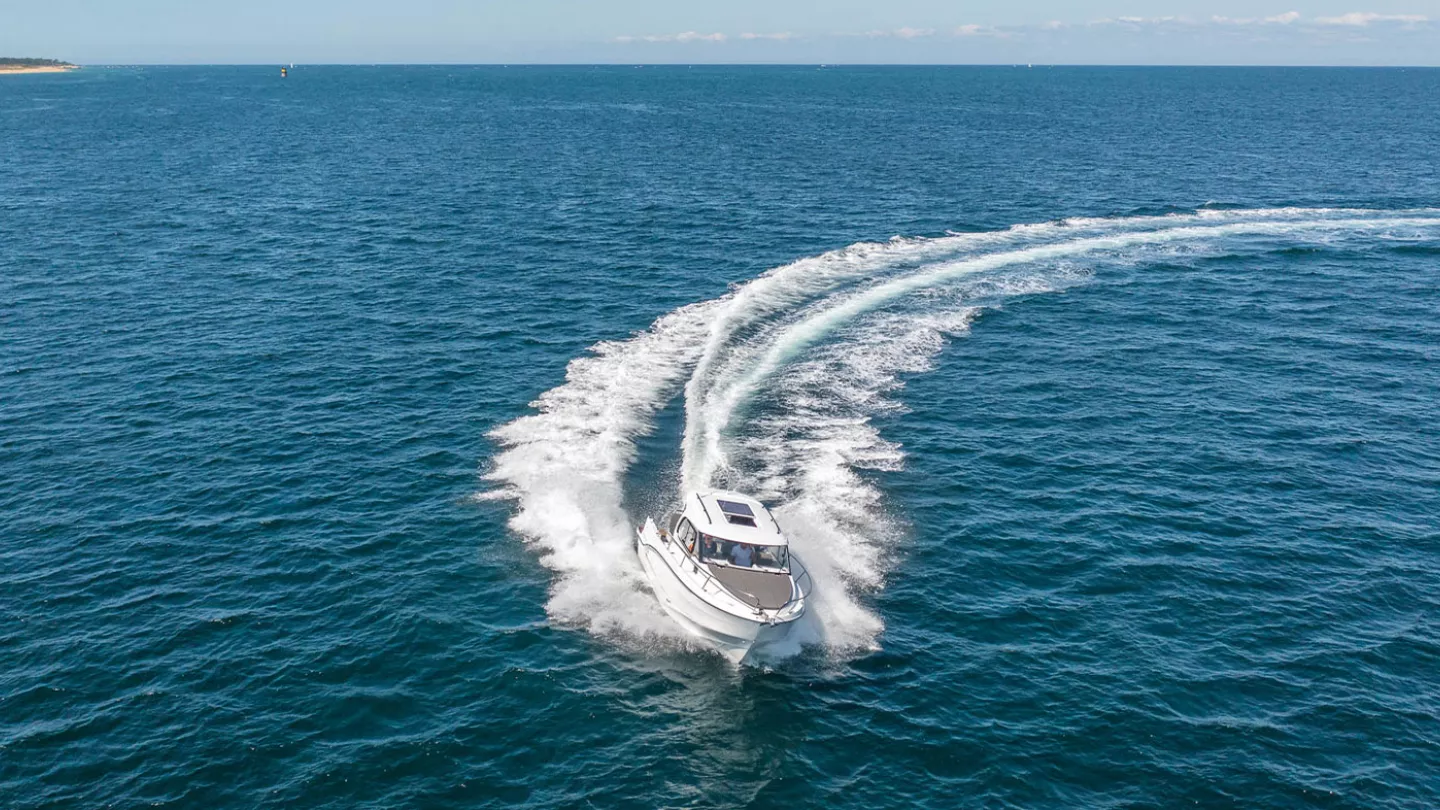 Beneteau Antares 8