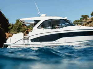 Beneteau Antares 9
