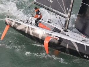 Beneteau Figaro 3