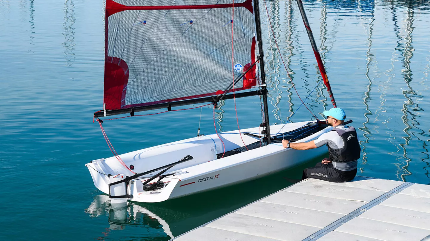 Beneteau First 14 SE