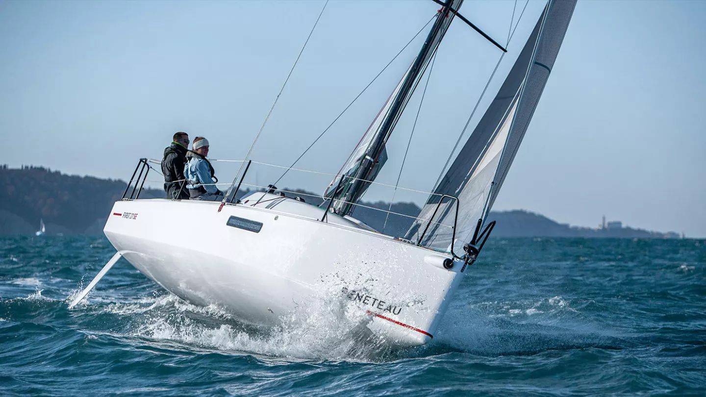 Beneteau First 27 SE