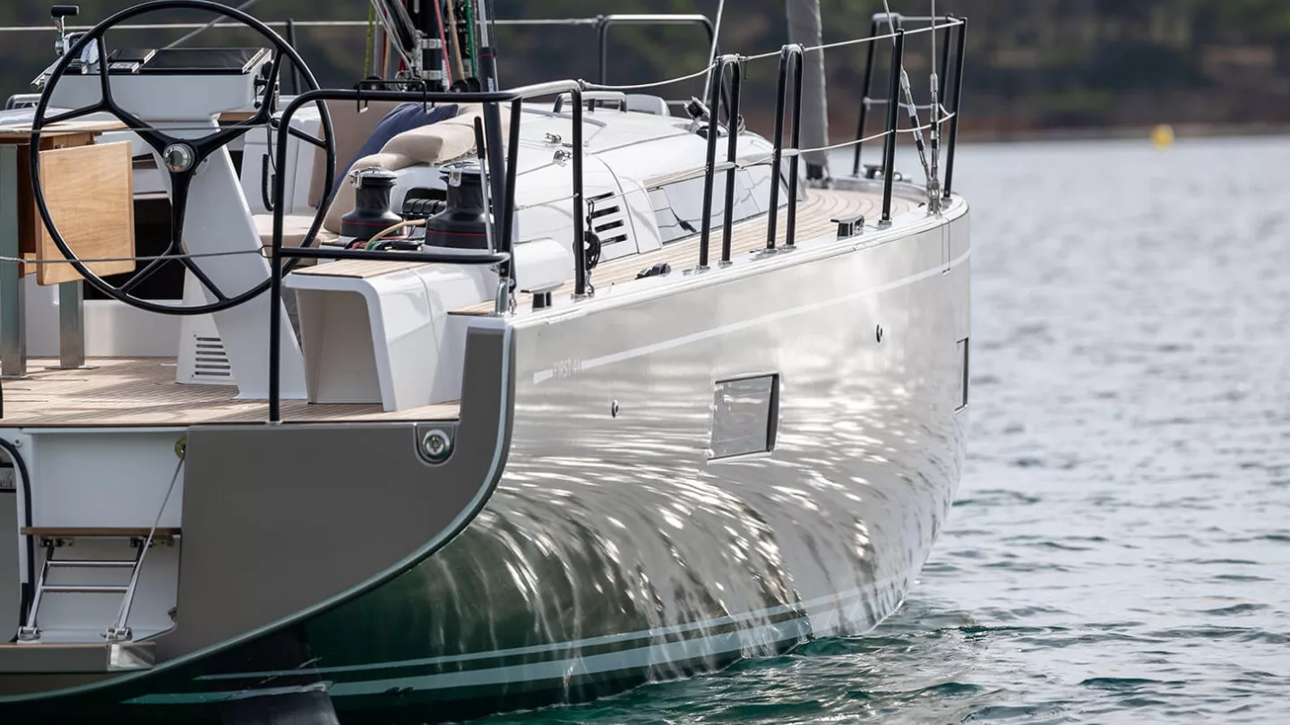 Beneteau First 44