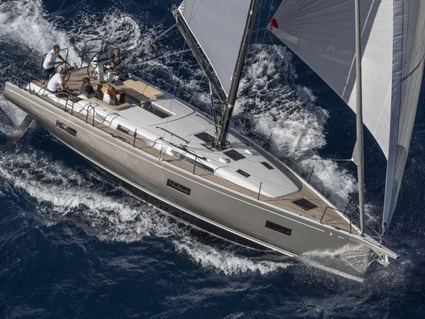 Beneteau First 44