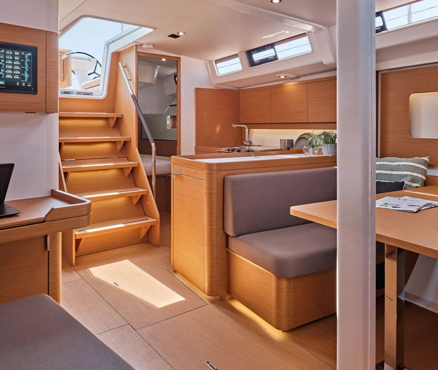 Beneteau First 44