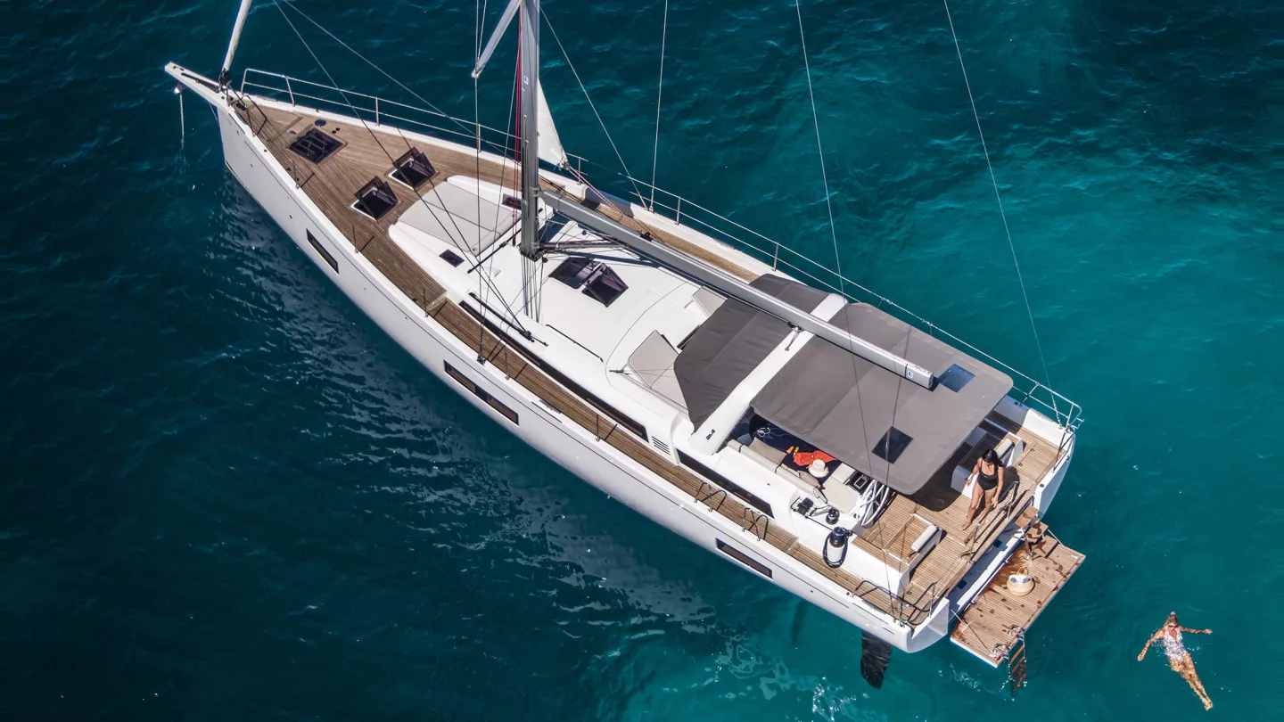 Beneteau Oceanis Yacht 54
