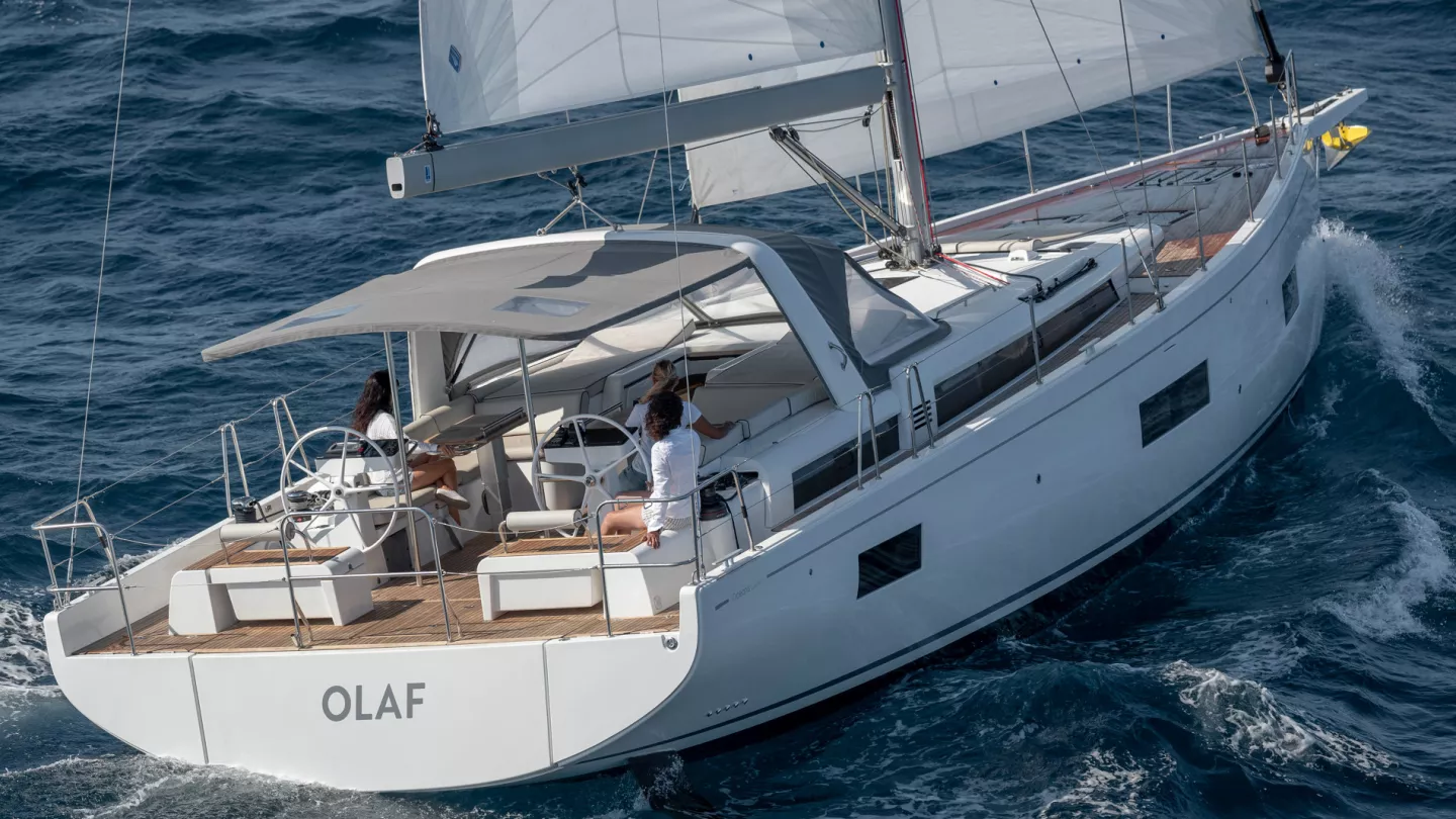Beneteau Oceanis Yacht 54