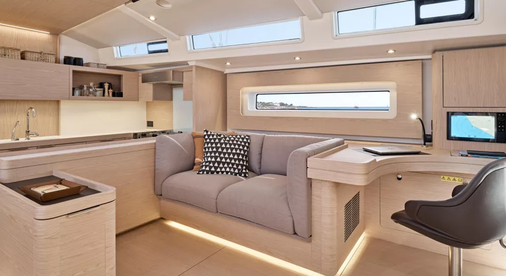 Beneteau Oceanis Yacht 60