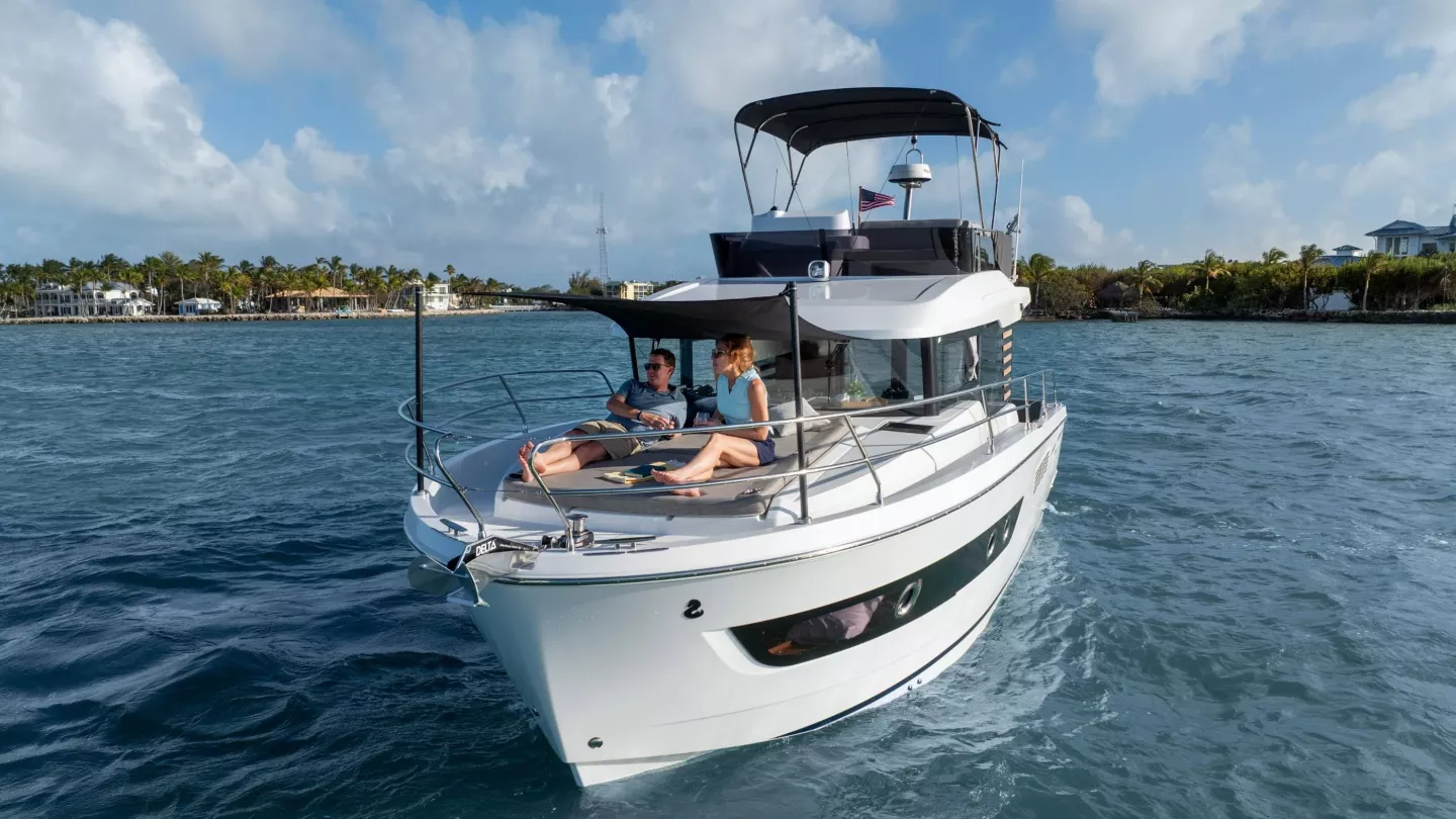 Beneteau Swift Trawler 37 Fly