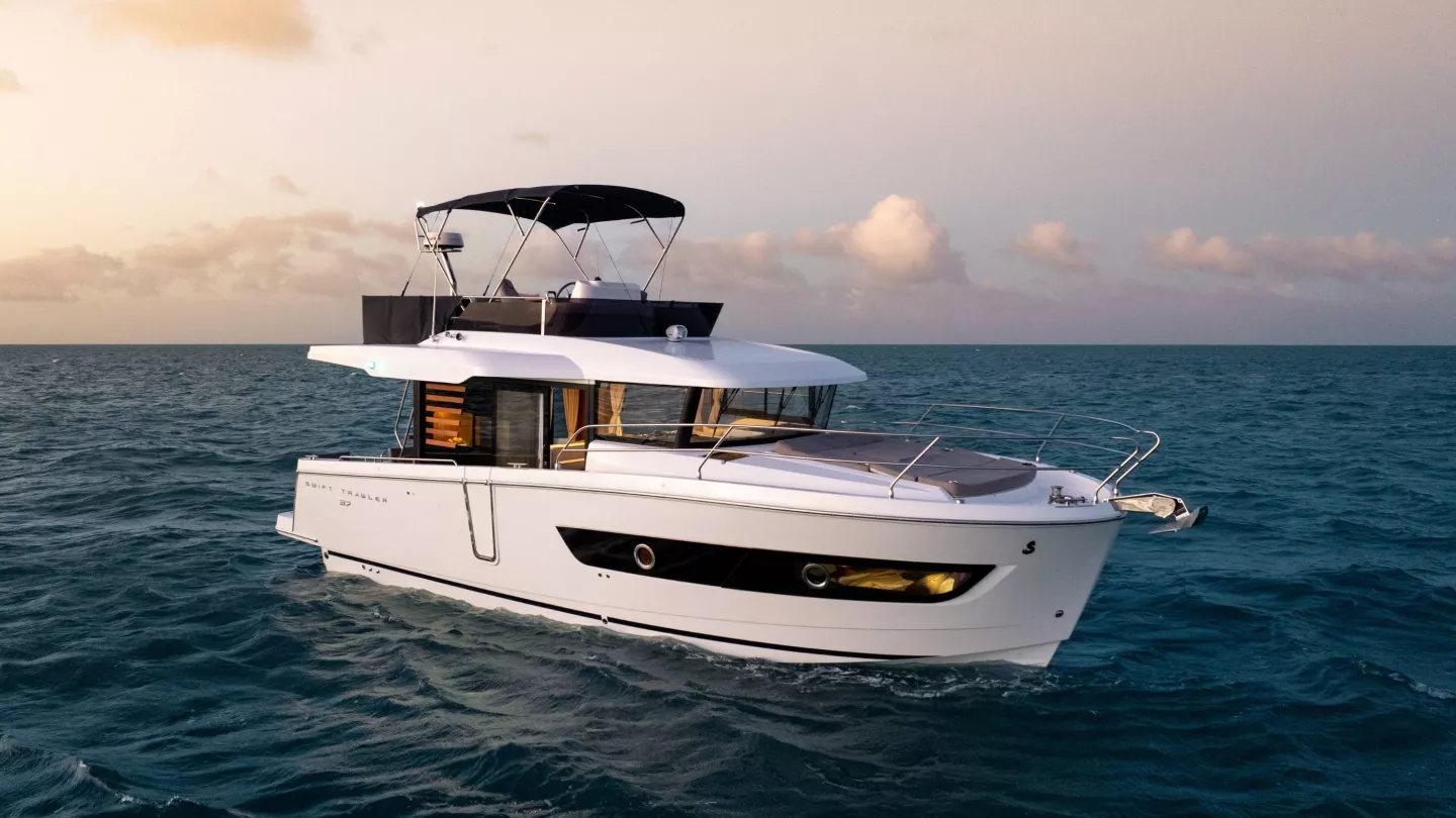 Beneteau Swift Trawler 37 Fly