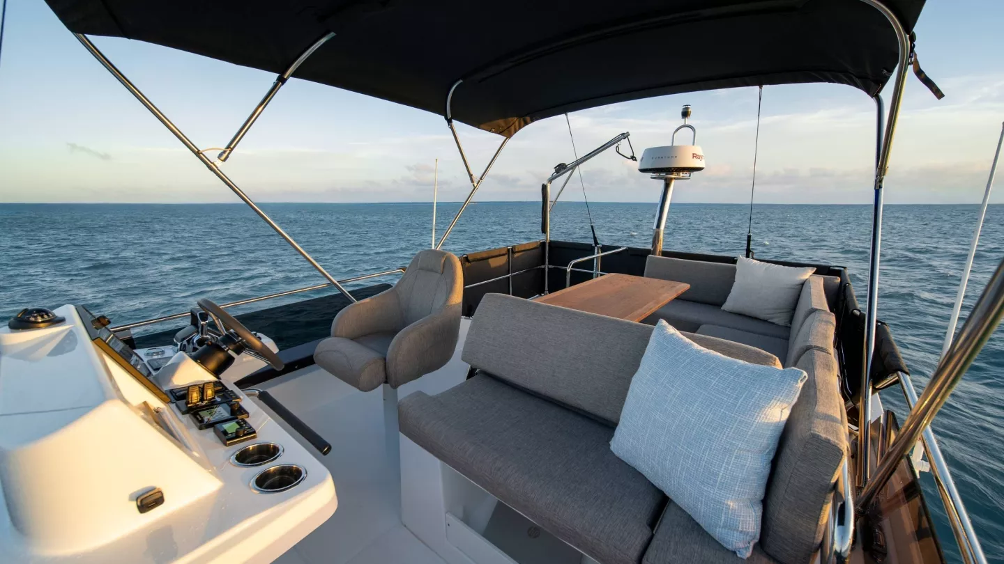 Beneteau Swift Trawler 37 Fly