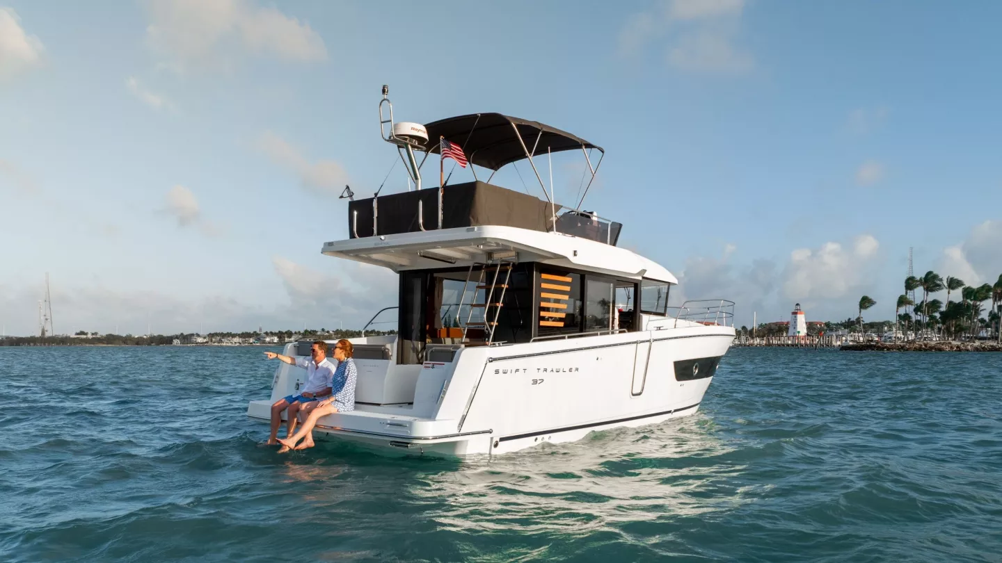 Beneteau Swift Trawler 37 Fly