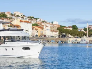 Beneteau Swift Trawler 41 Fly