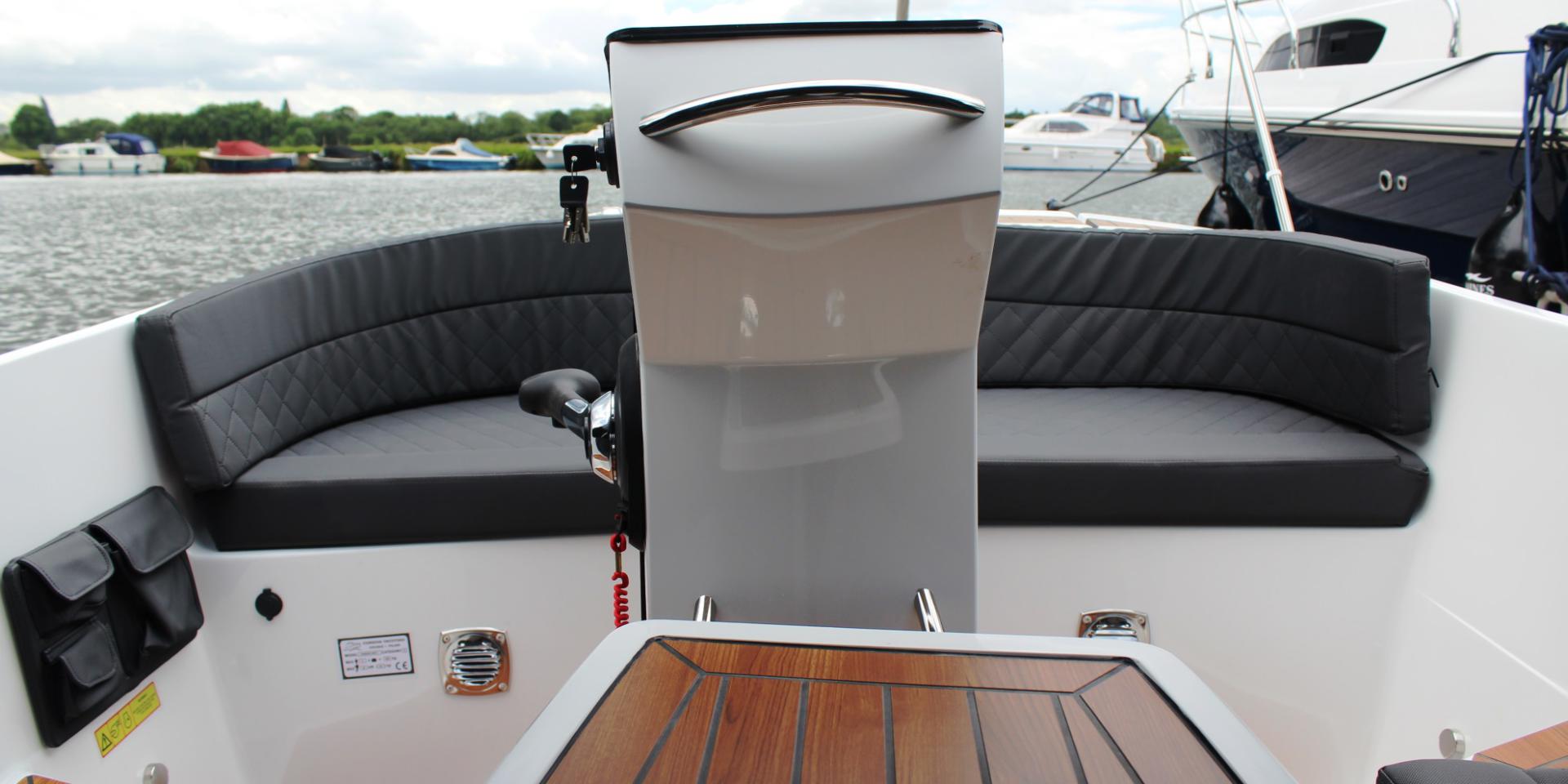Corsiva 500 Tender