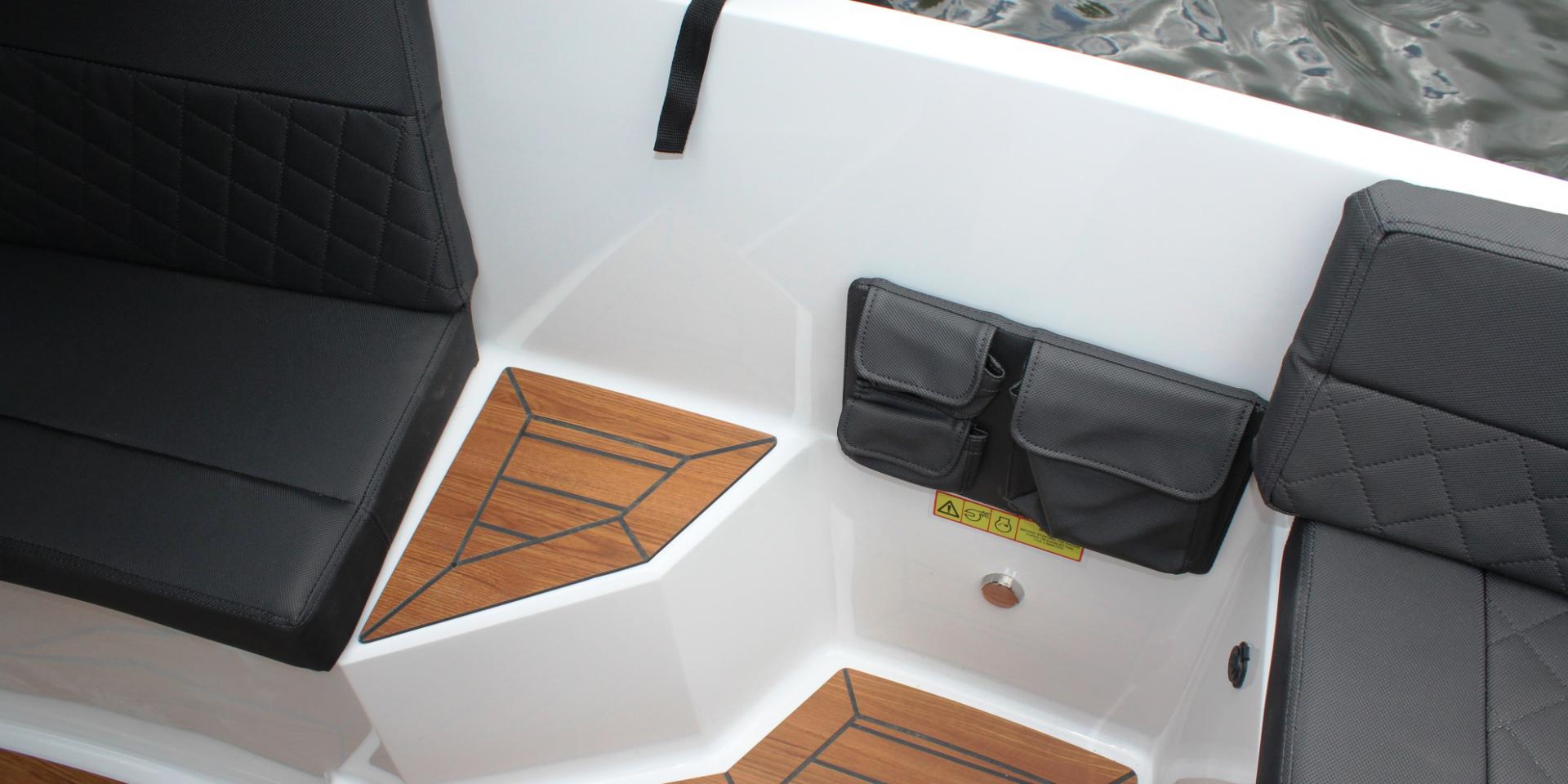 Corsiva 500 Tender