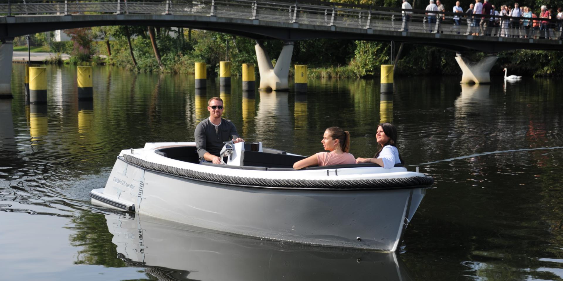 Corsiva 595 Tender