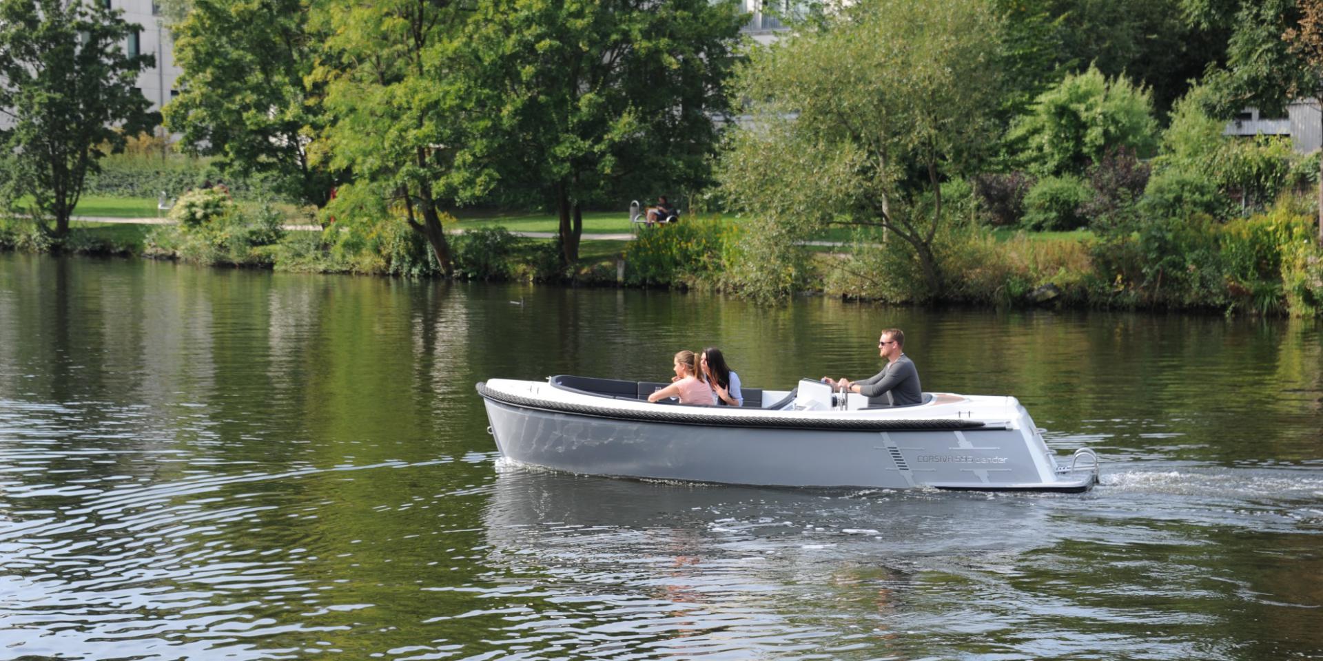 Corsiva 595 Tender