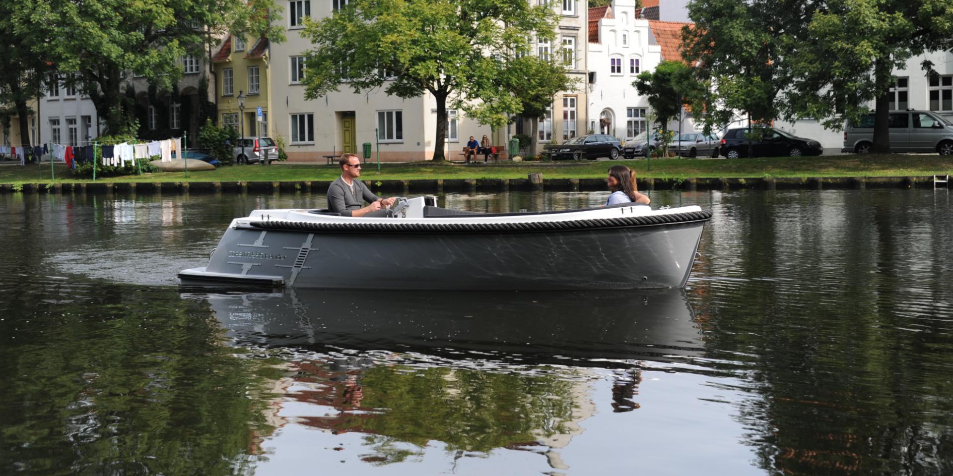 Corsiva 595 Tender