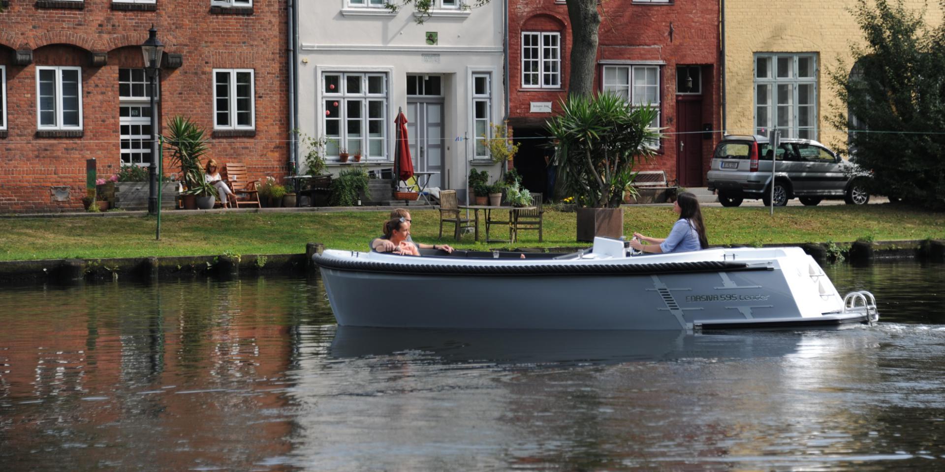 Corsiva 595 Tender