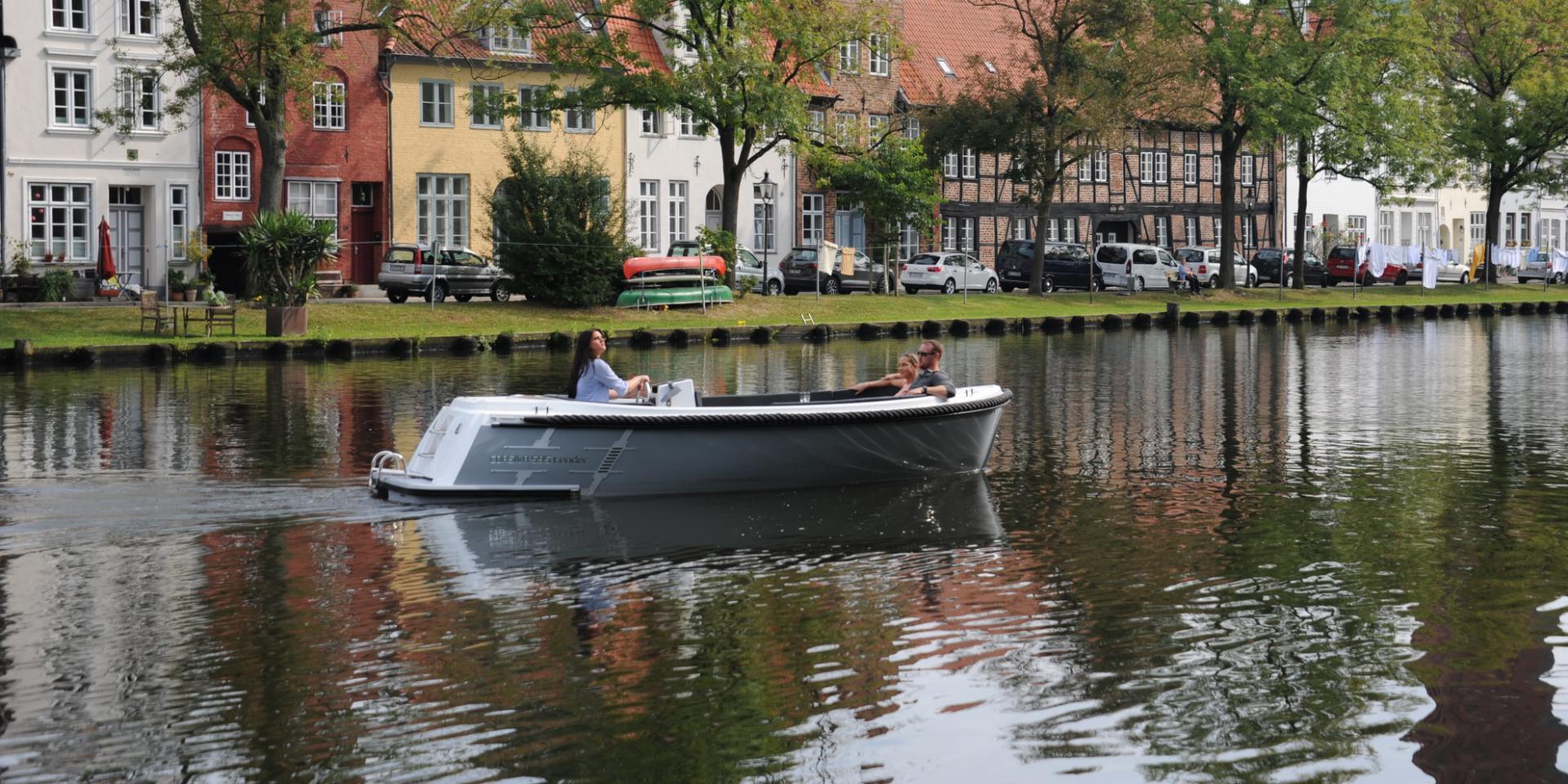 Corsiva 595 Tender