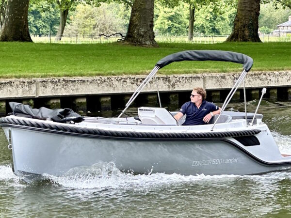 Corsiva 600 Tender