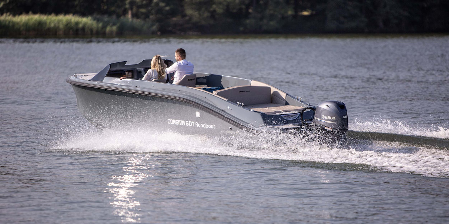 Corsiva 607 Runabout
